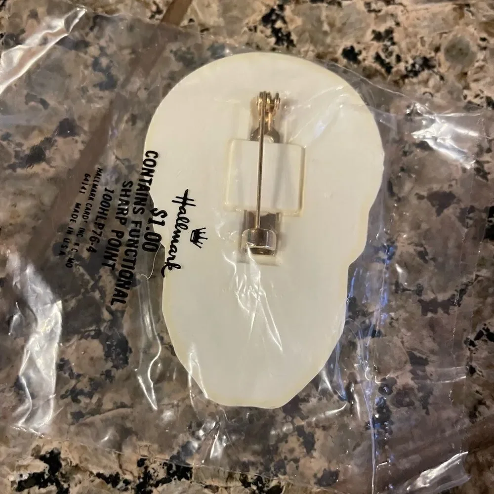 Vintage Hallmark Skeleton Pin - Picture 6 of 9